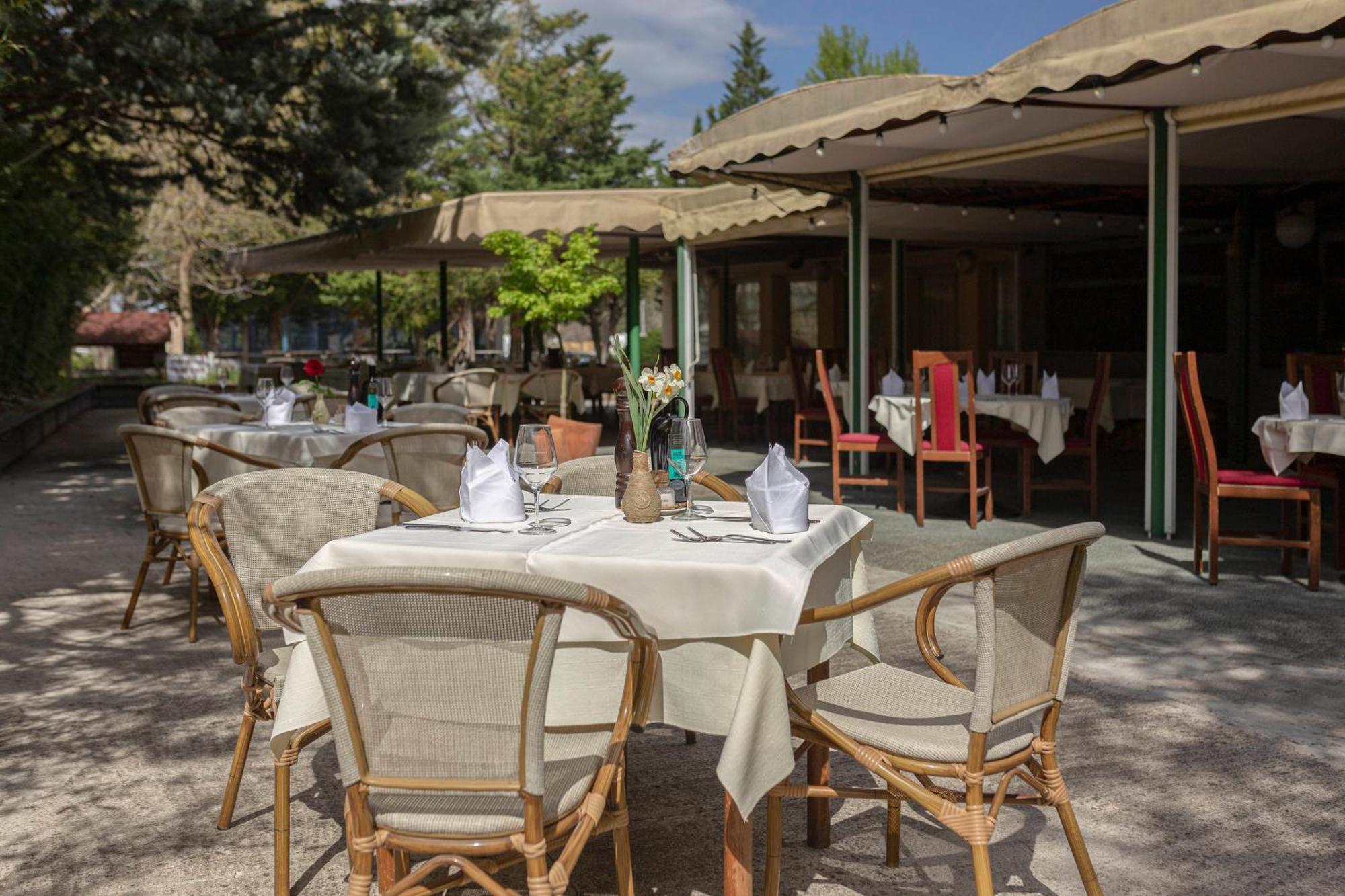 Restaurant Bric Dekani 외부 사진