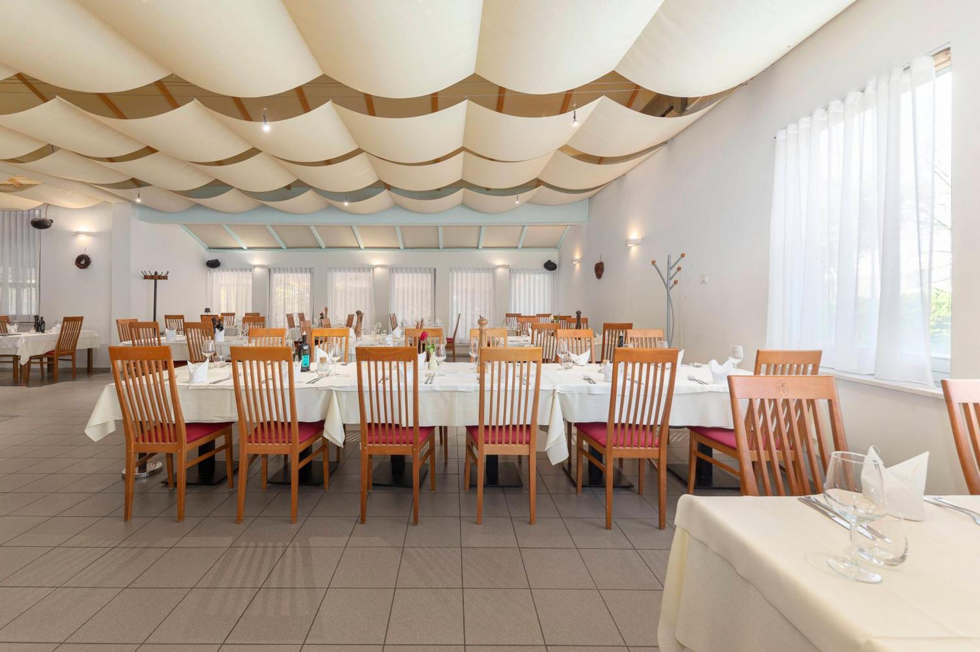 Restaurant Bric Dekani 외부 사진