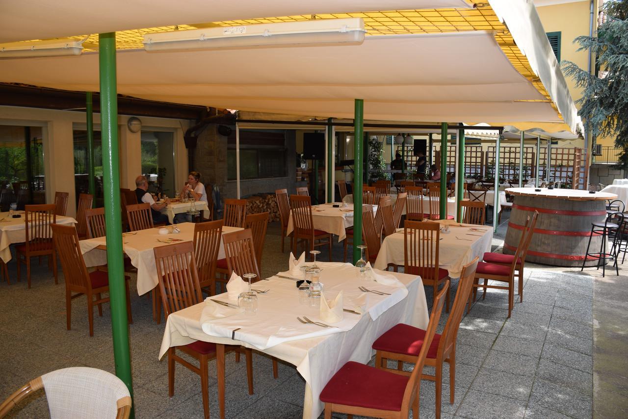 Restaurant Bric Dekani 외부 사진